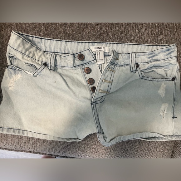 Forever 21 Jean shorts - Picture 1 of 3